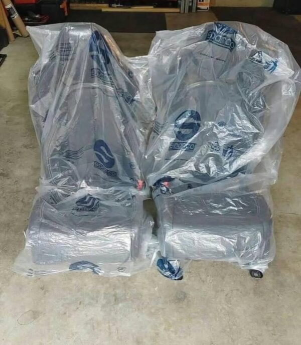 C8 Corvette seats - Image 2